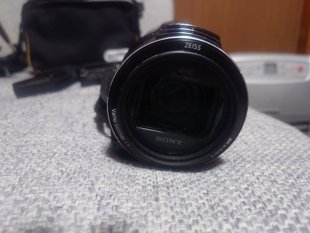 SONY 4K HANDYCAM FDR-AX60 三脚付き美品