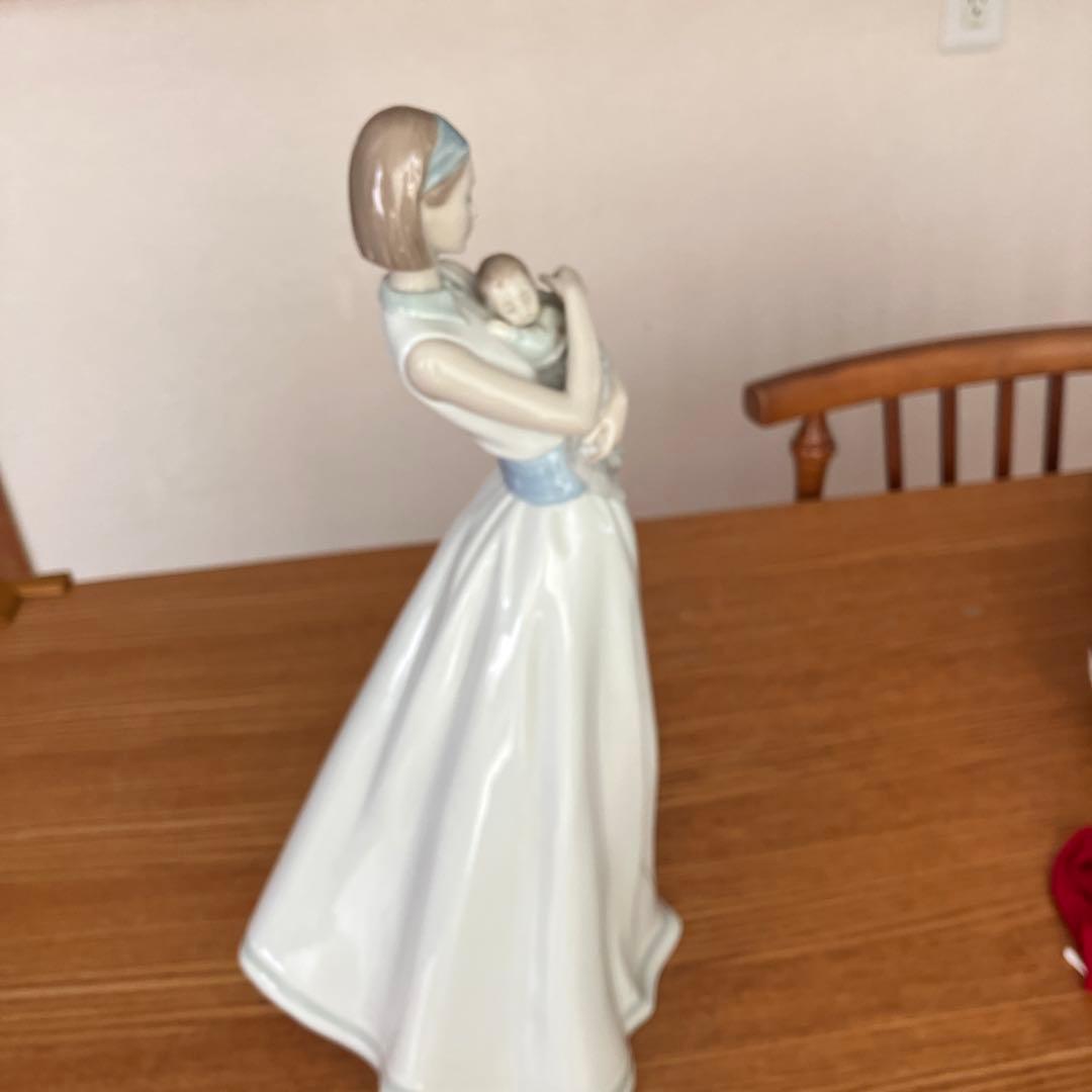 美品　リヤドロ ナオ 置物『大切なベイビー』インテリア