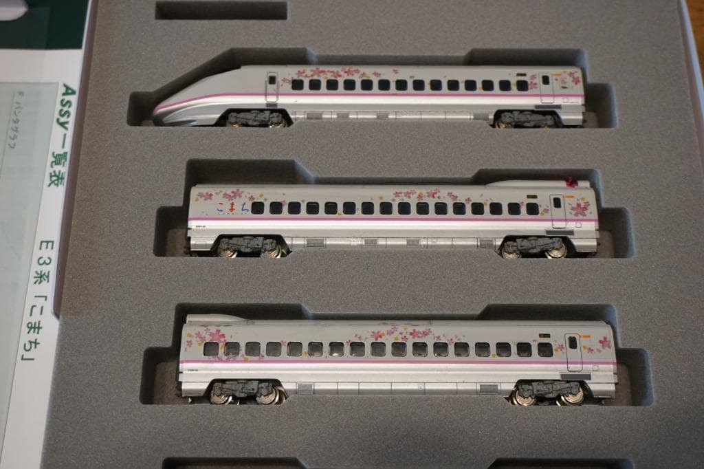 KATO E3系 秋田新幹線 30周年記念 桜ラッピング仕様 6両編成セット