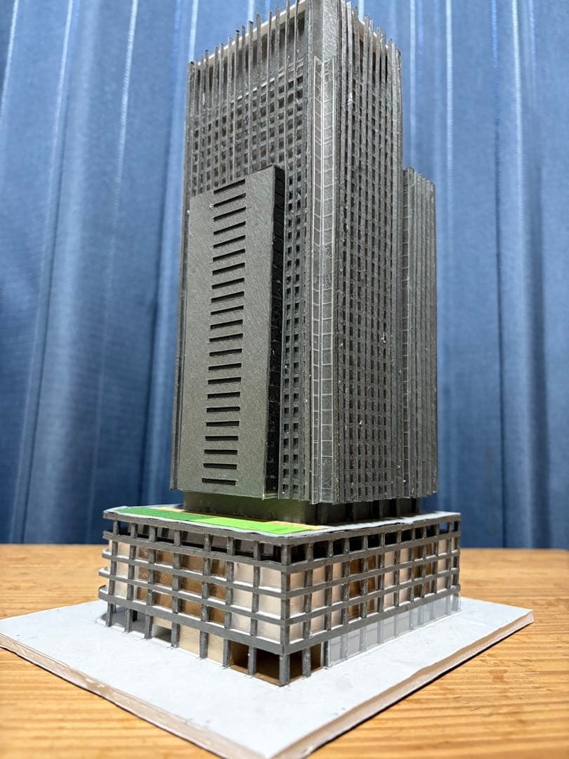 新丸の内ビルディング　ペーパークラフト