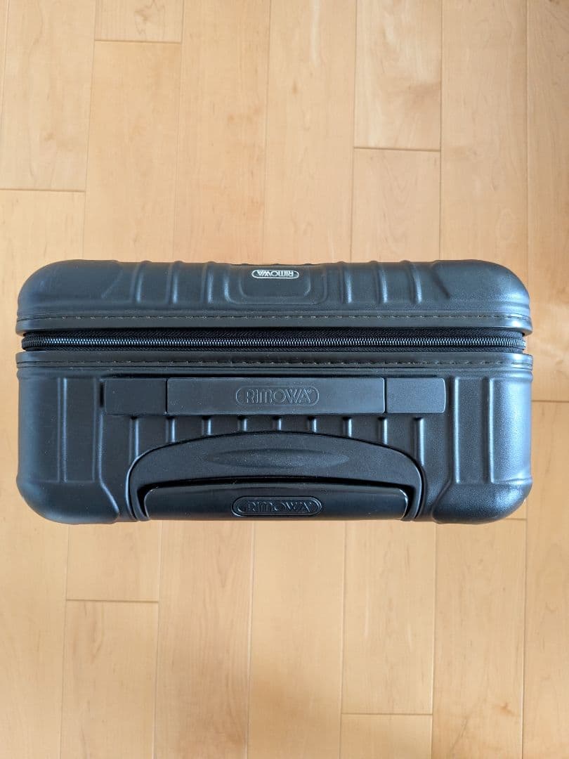 RIMOWA　リモワ　2輪　機内持ち込み
