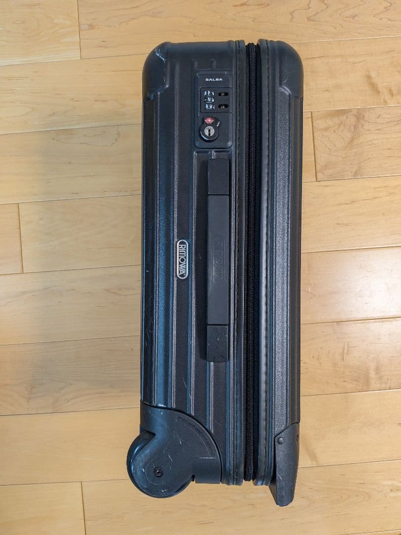 RIMOWA　リモワ　2輪　機内持ち込み