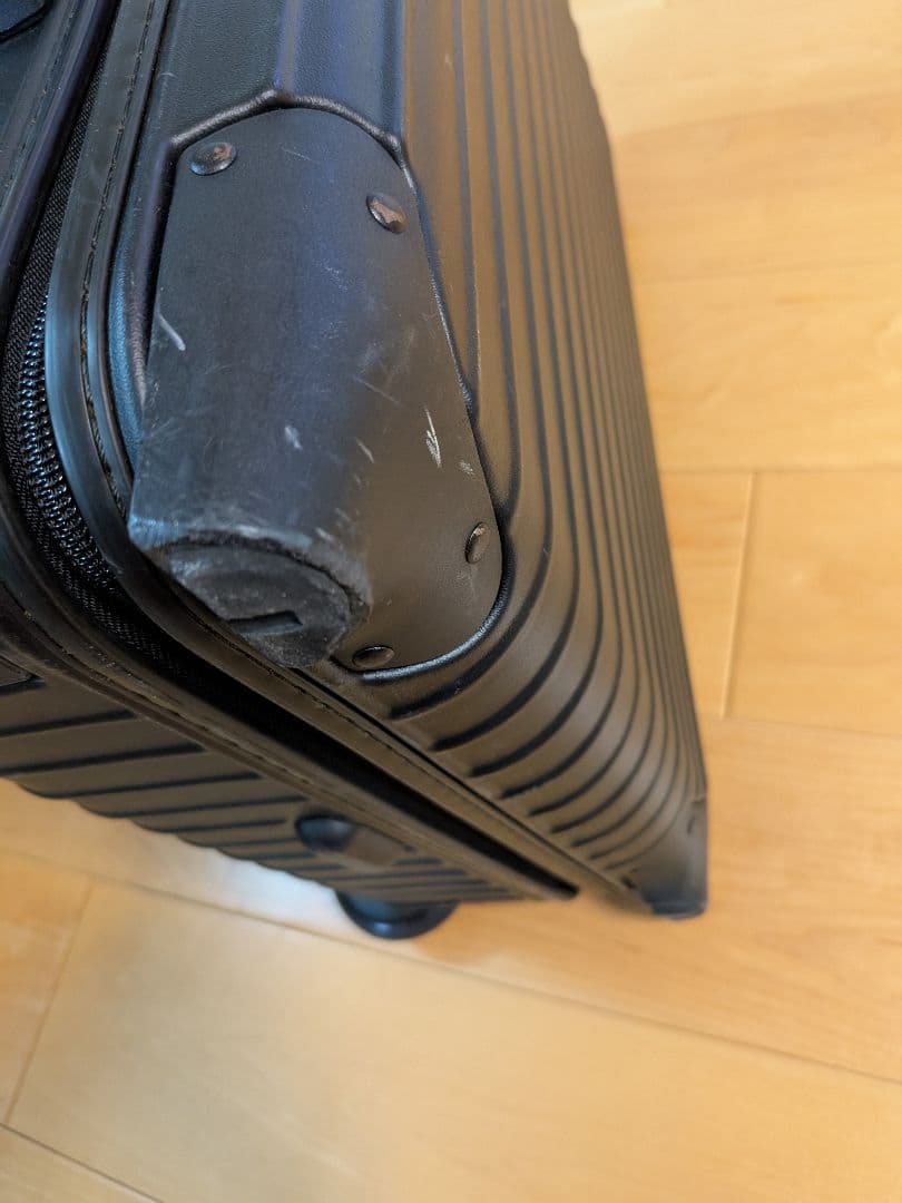 RIMOWA　リモワ　2輪　機内持ち込み