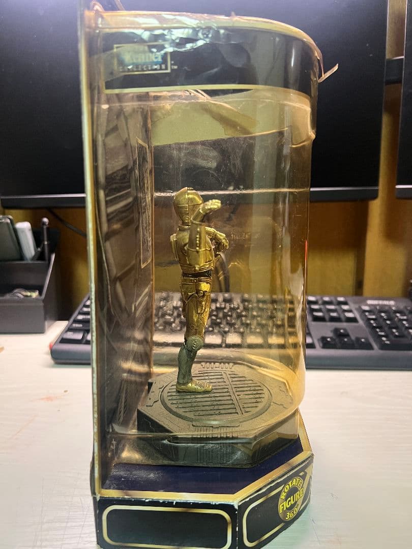 スター・ウォーズFORCE C-3PO ROTATE FIGURE 360