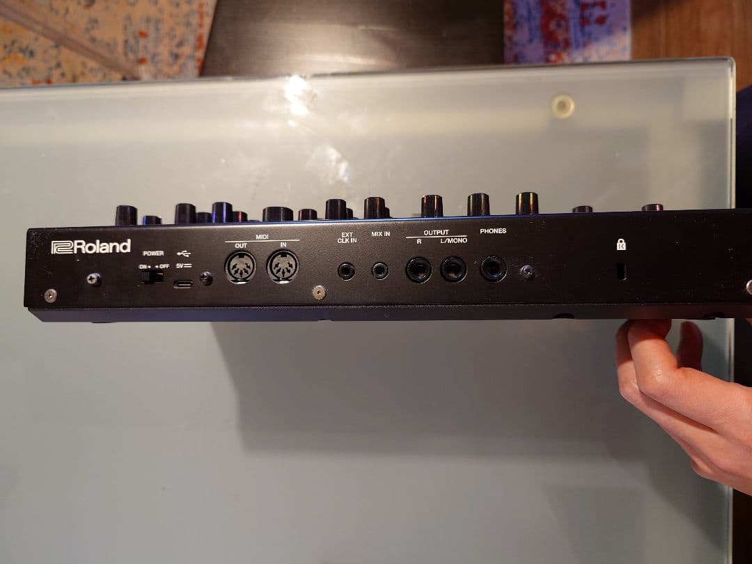 Roland SH-4D 本体のみ　動作異常なし