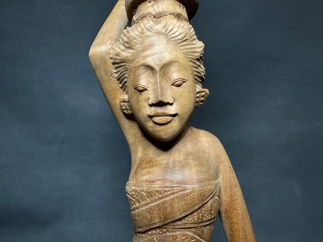 白檀　インドネシア　バリ島　木彫り　仏教美術　仏像 骨董 木像　木製　仏教