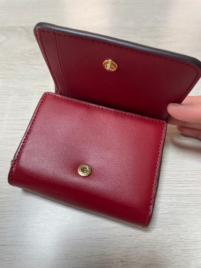 COACH 三つ折り財布 ブラウン/レッド