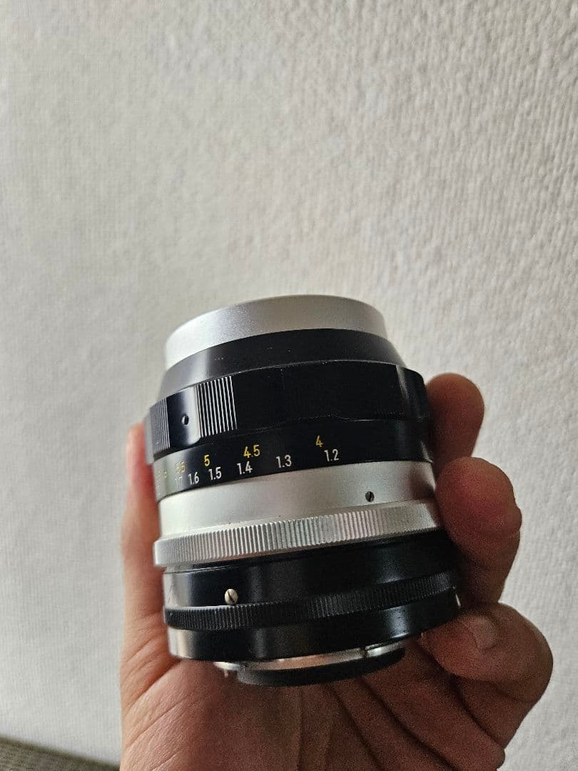 NIKKOR-P Auto 105mm f/2.5 単焦点レンズ