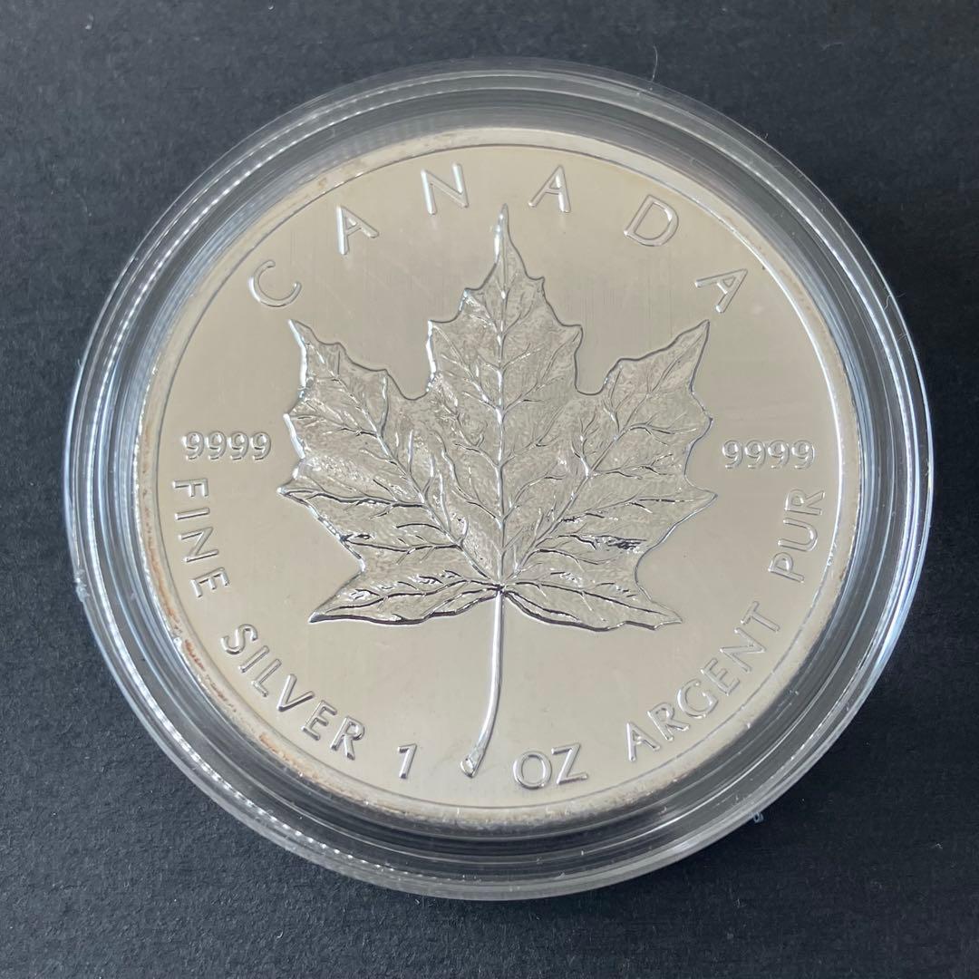 銀価格高騰！カナダ・メープルリーフ銀貨 1オンス 5ドル 2013年一枚