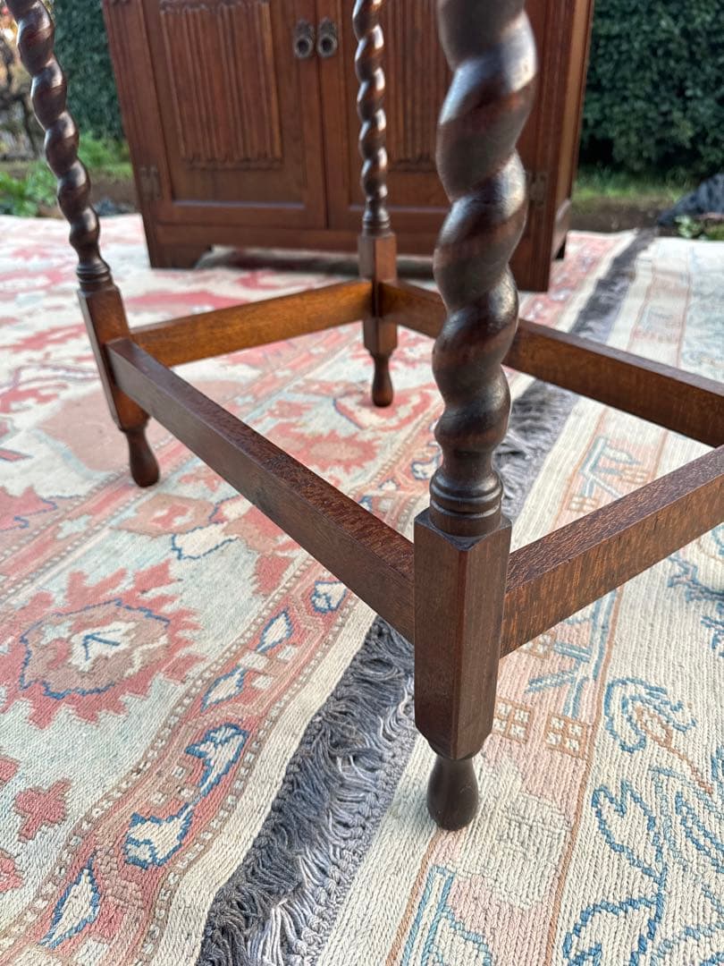 英国アンティーク ツイストレッグ サイドテーブル オーク材 花台 幅58cm