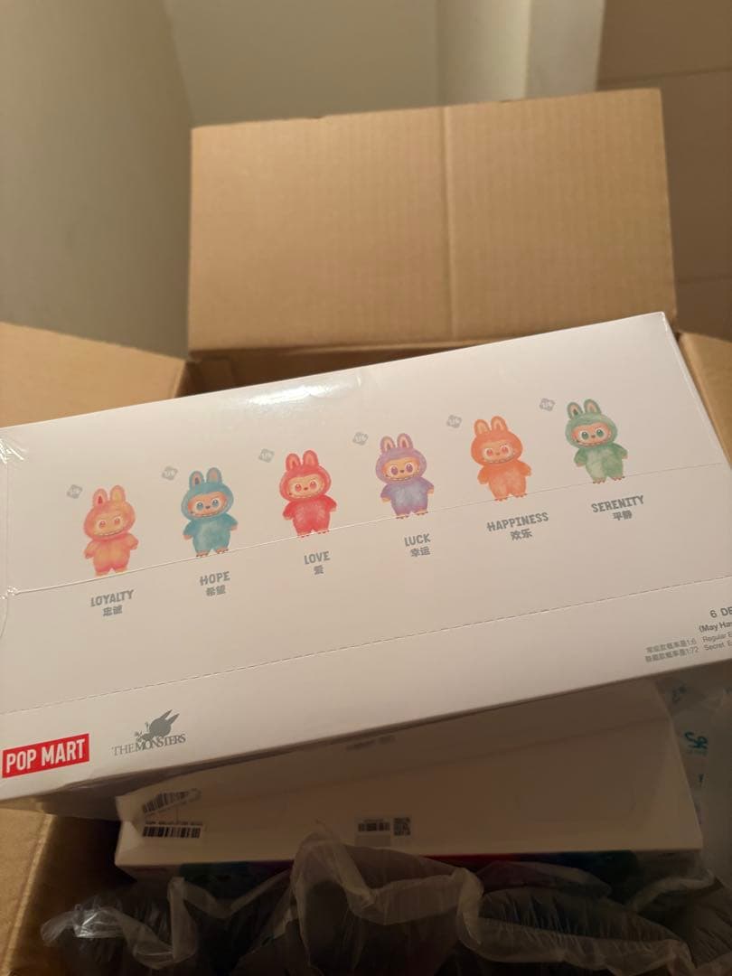 POP MART Big into energy 未開封一箱