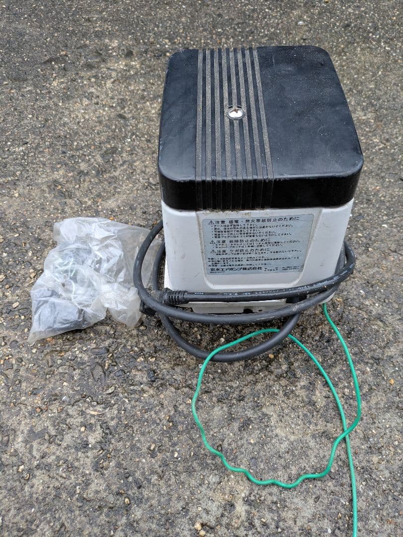 動作品　安永エアポンプ EP-80E-R 100V 浄化槽ブロワー右パッキ