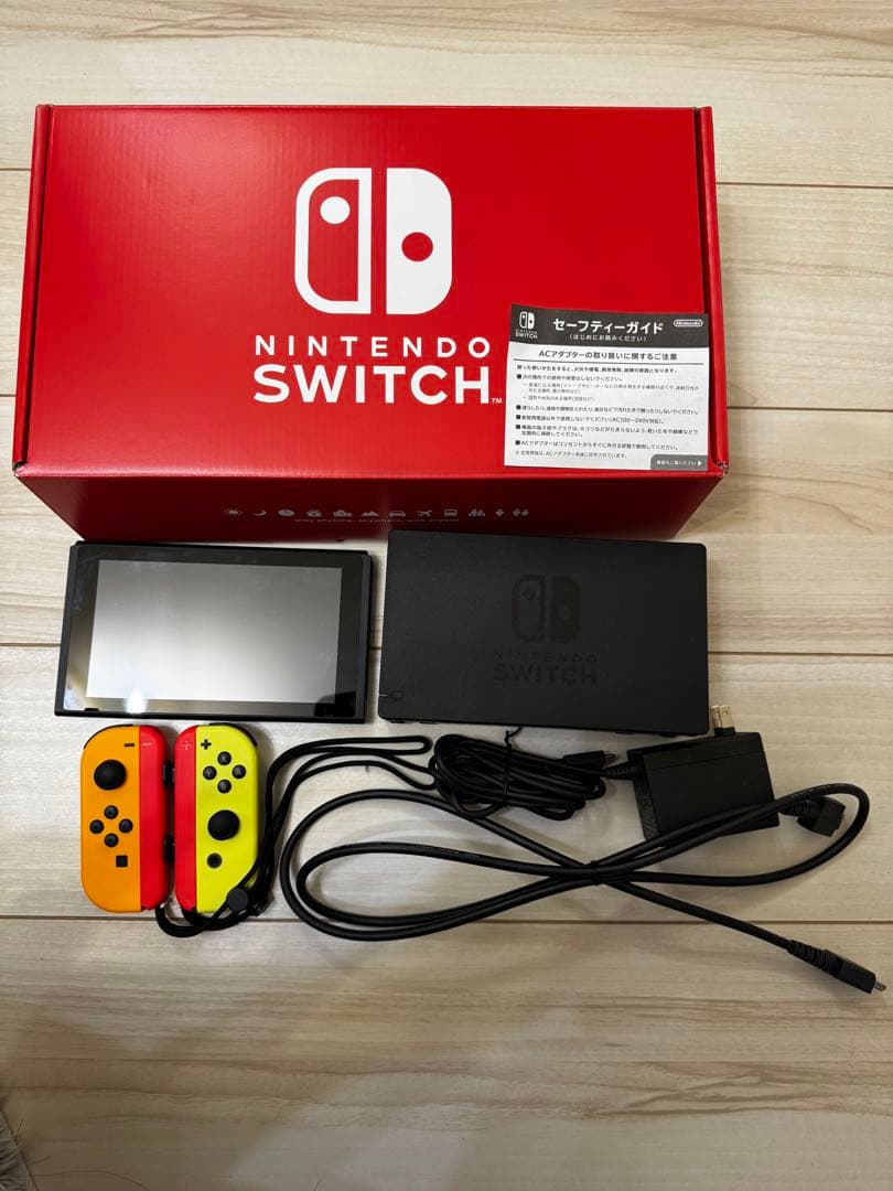 Nintendo Switch 本体 付属品完備 動作確認済み　カスタムカラー