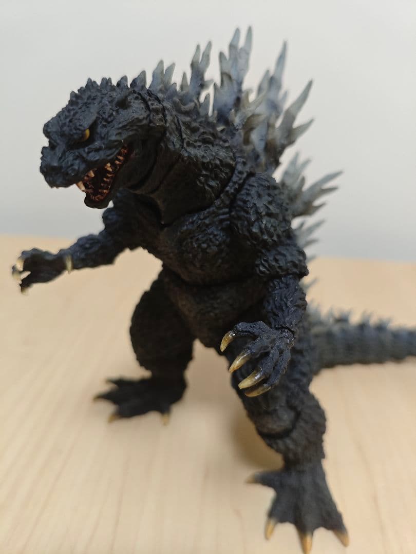 S.H.MonsterArts ゴジラ2000 SpecialColorVer.