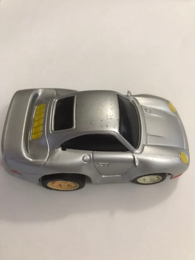 ミニカー　トミカ　三種類