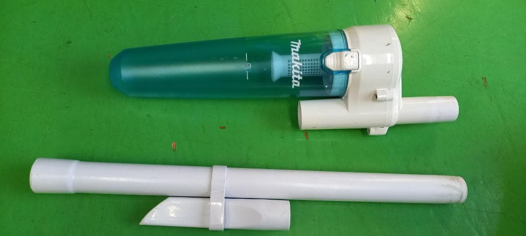 充電式クリーナ　マキタ　CL181FD