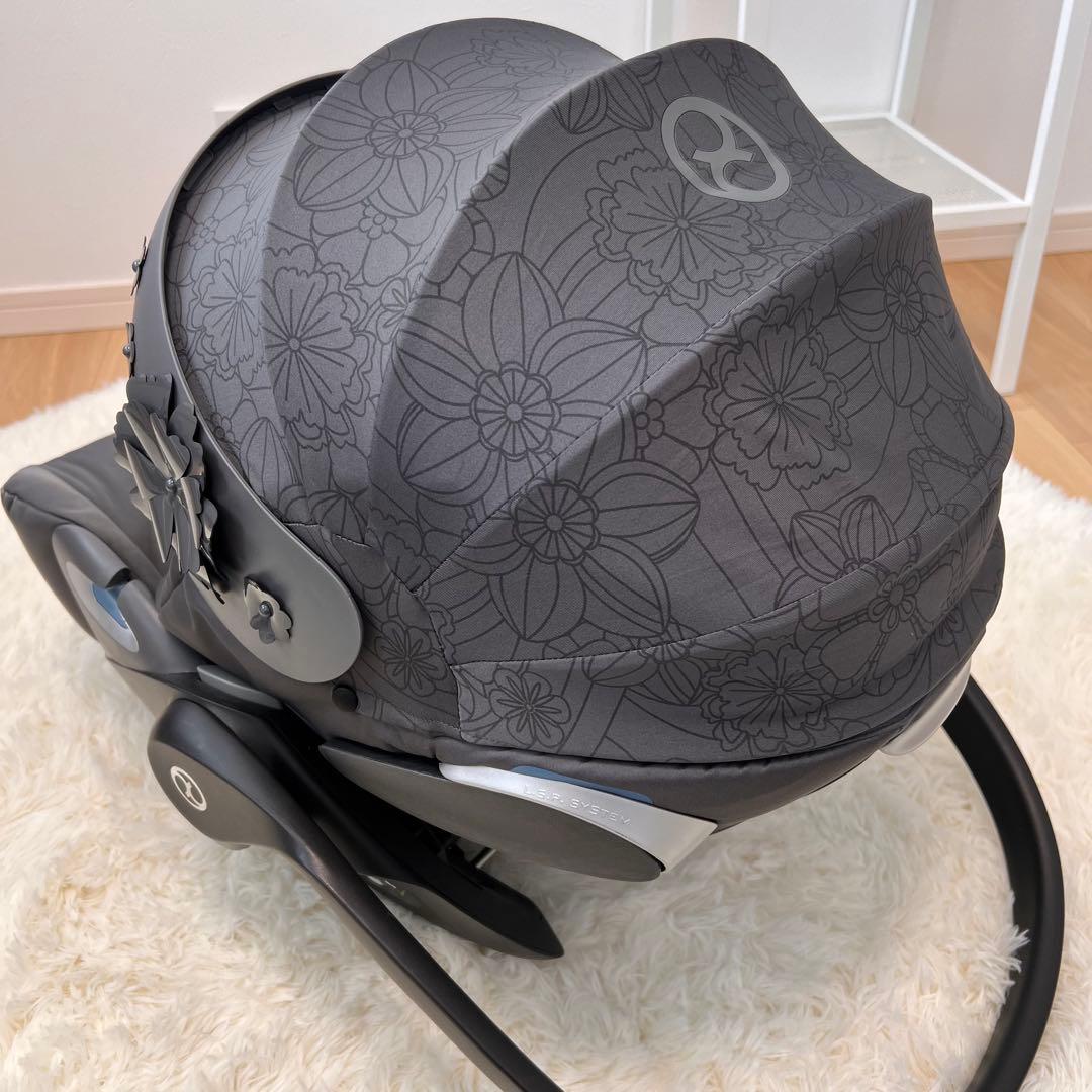【限定品】Cybex Cloud Z ベビーシート シンプリーフラワーズ