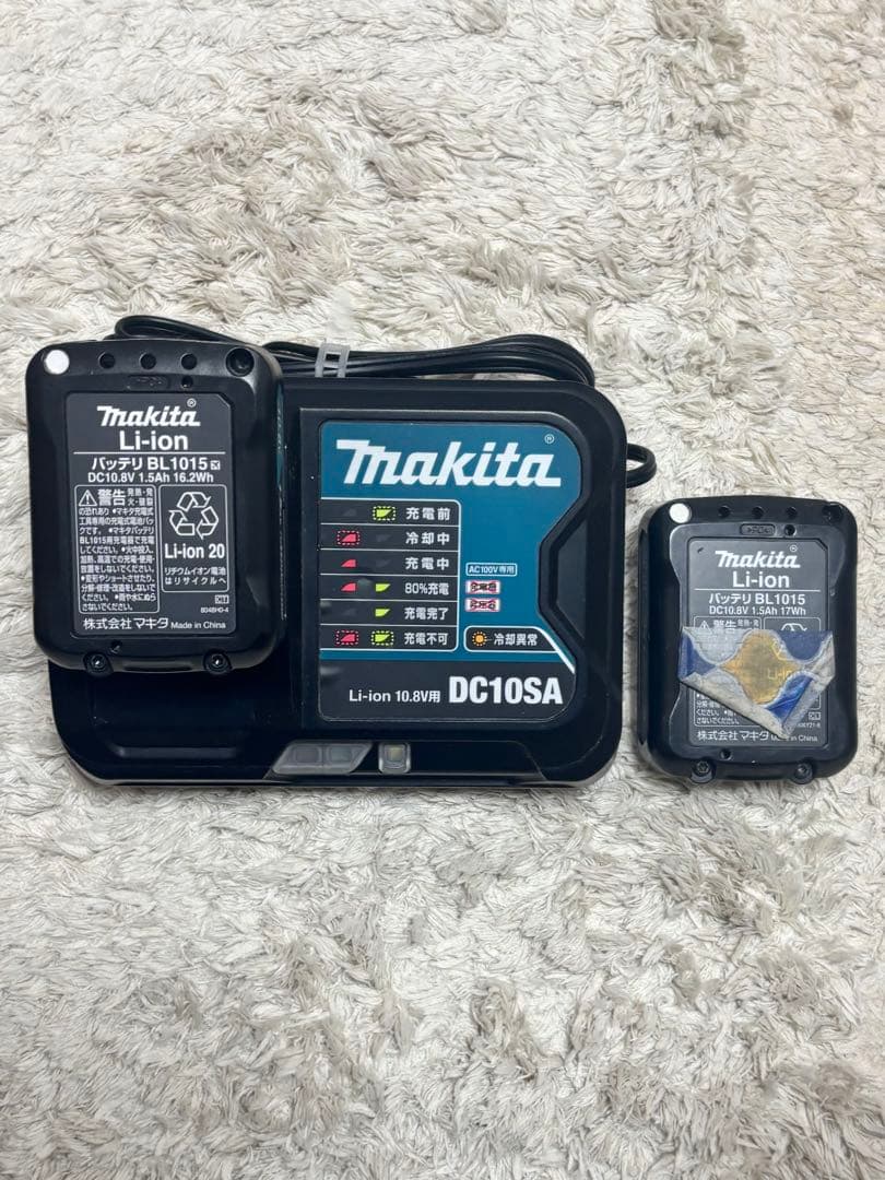 【バッテリー2個】マキタ CL107FDサイクロンクリーナー、スタンド付き