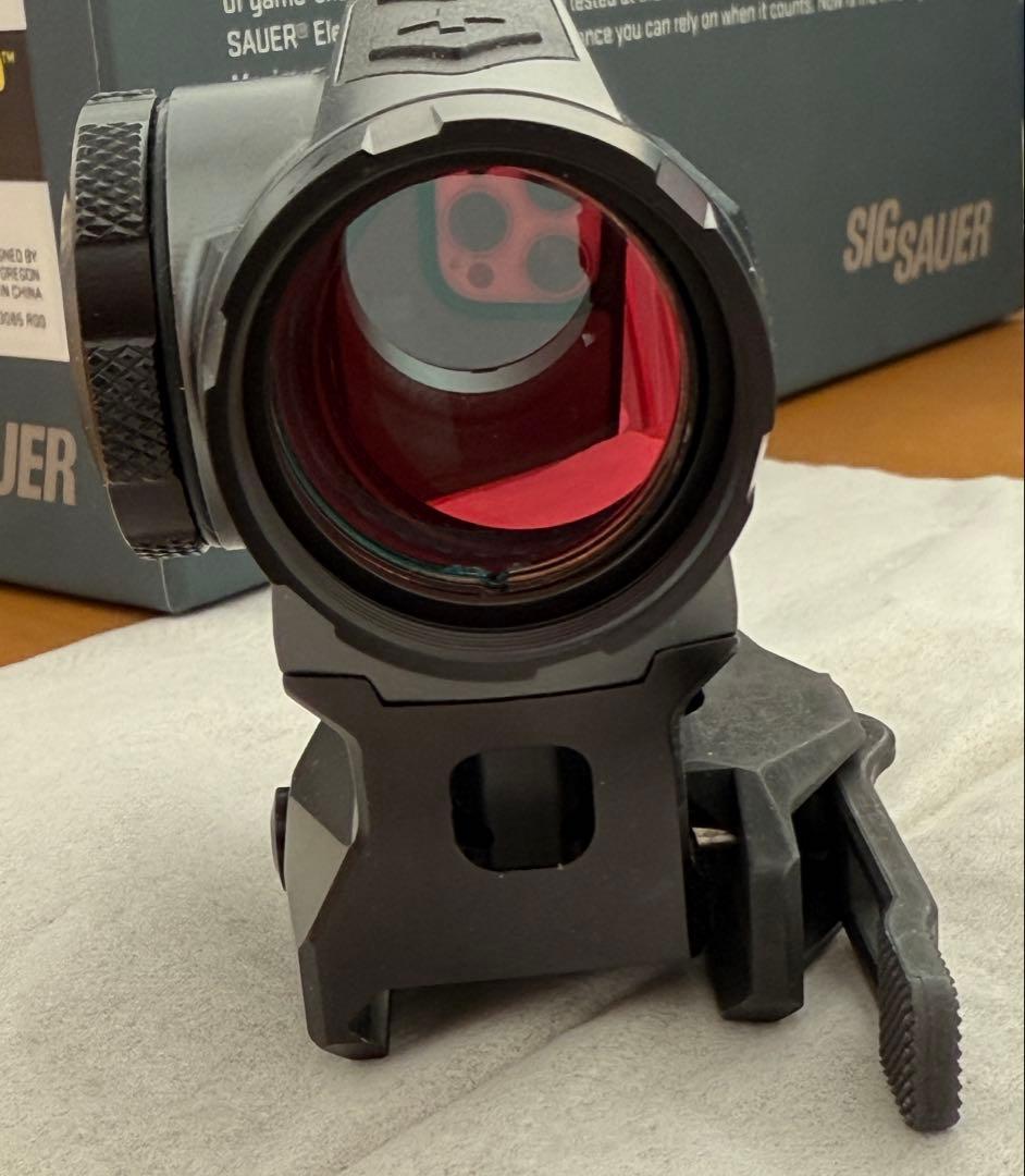 SIG SAUER Romeo4H 実物