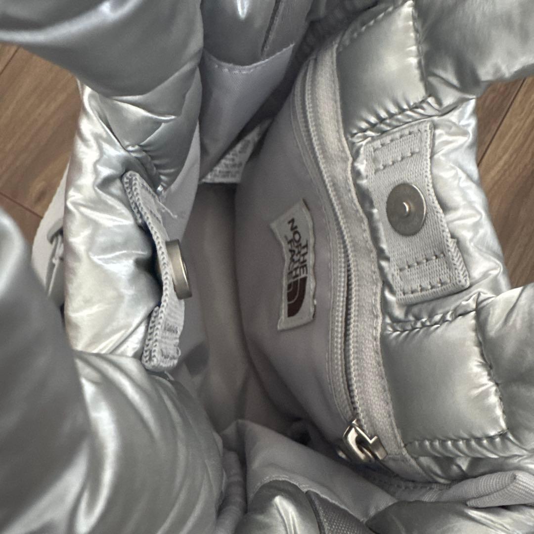 韓国限定　ノースフェイス　プランピートート　ミニ　シルバー