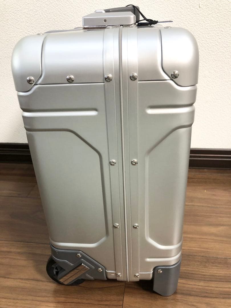 45％OFF定価15.4万【正規品】ゼロハリバートンGeo3.0アルミ キャリー