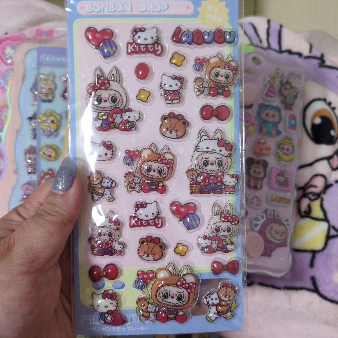 BONBON DROP Hello Kitty、ラブブ、サンリオ、ちーかわ