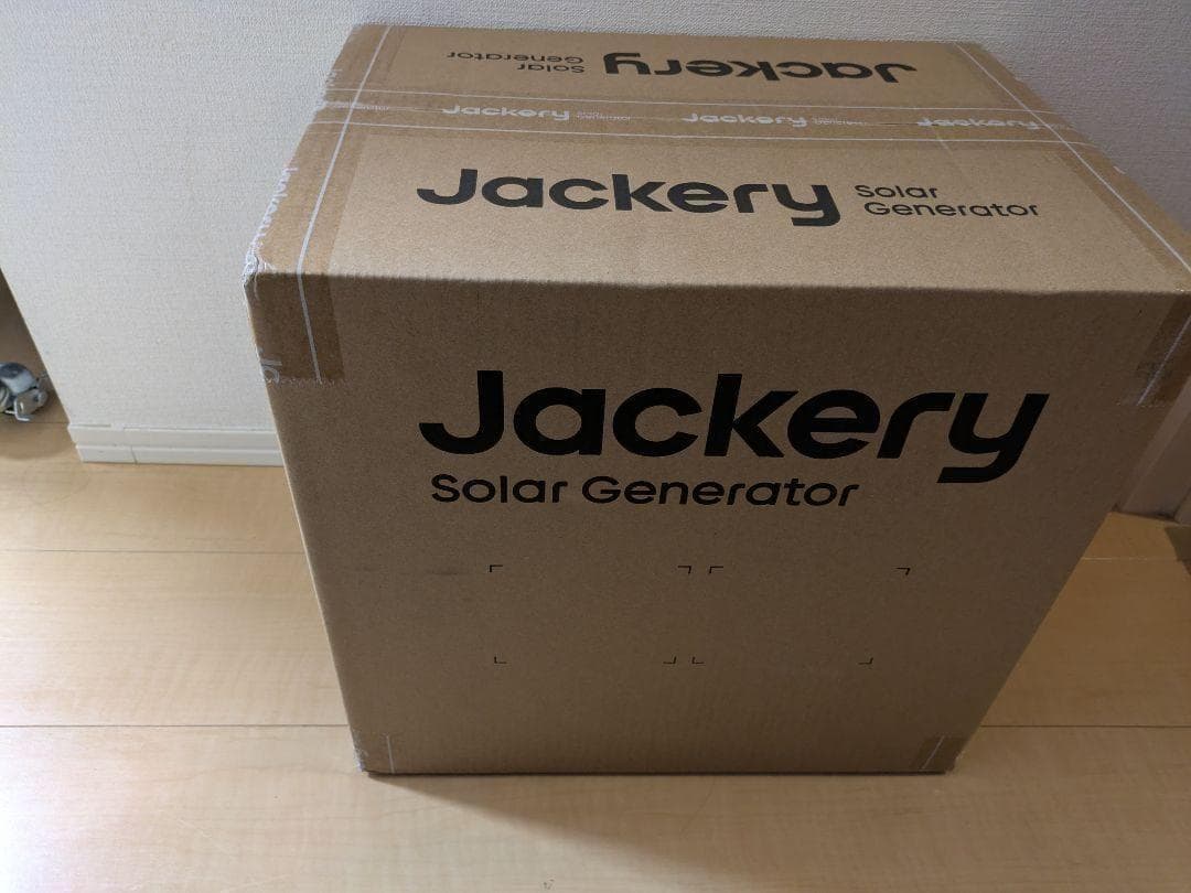 Jackeryポータブル電源SolarGenerator1000ソーラーパネル