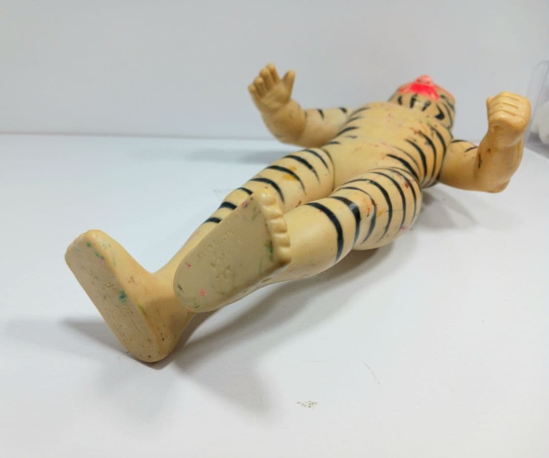 中嶋製作所 タイガーマスク グレートゼブラ ソフビ フィギュア