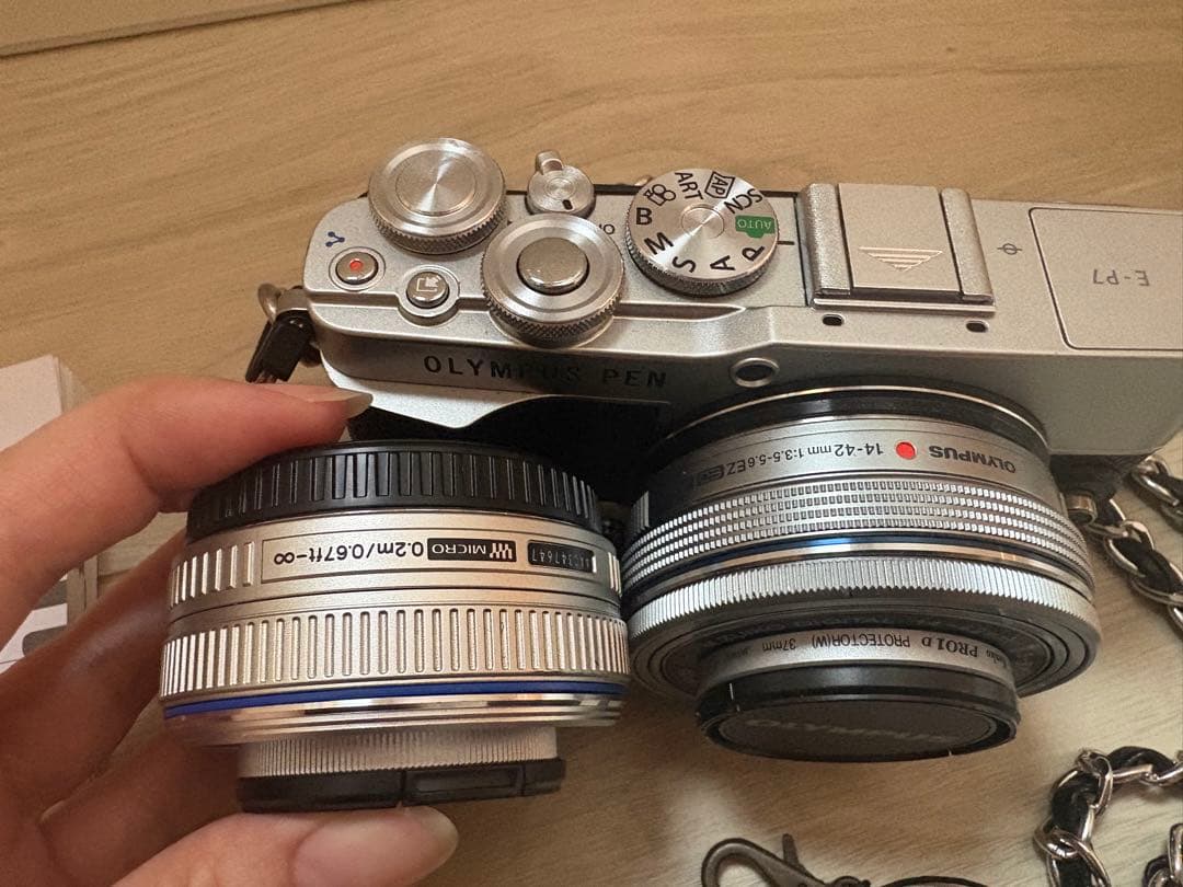 OLYMPUS PEN E-PL7 ミラーレス一眼 レンズ2本付き