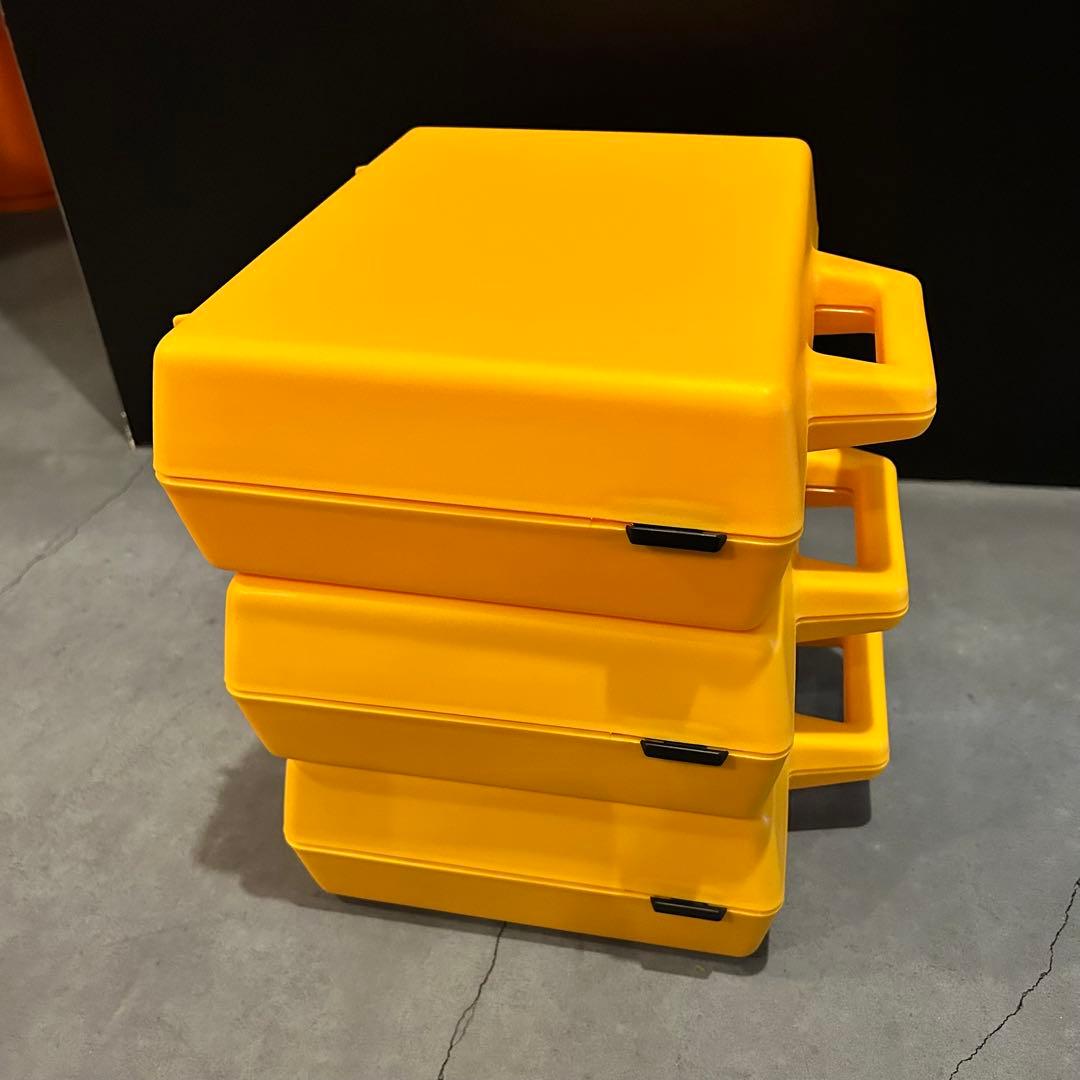 プラスチック製　収納ケース　3個セット　カナダ製 アタッシュケース　80年代