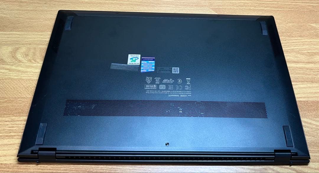 ASUS ノートパソコン　Core i5, SSD 512Gb, サクサク動く