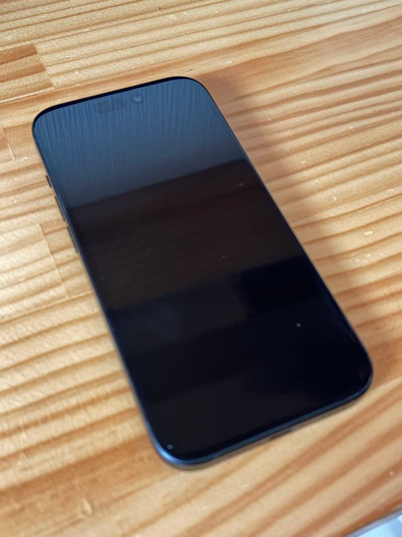 Apple iPhone 15 256GB SIMフリー バッテリー86%