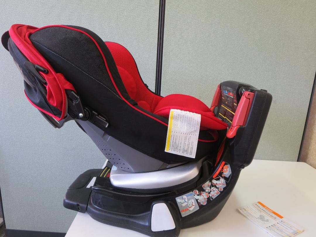 コンビ　WLラクティアターンラグジュアTA エッグショック　チャイルドシート