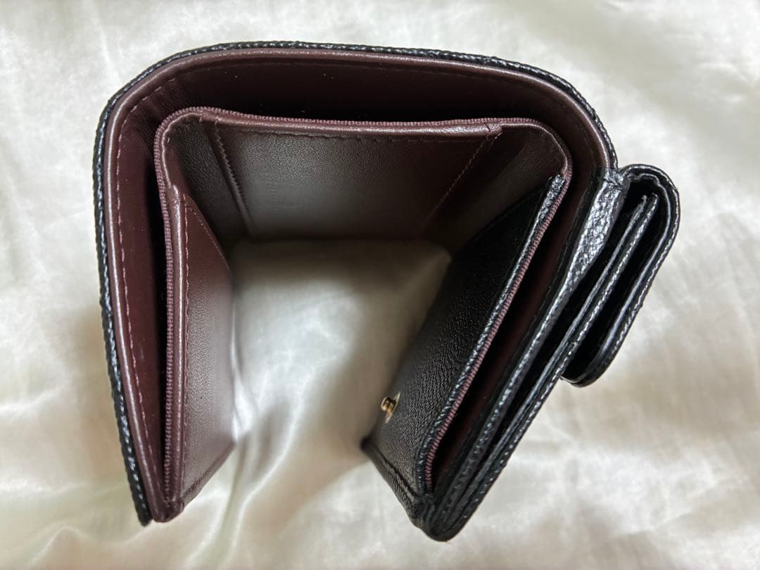 CHANEL マトラッセ キャビアスキン 三つ折り財布 ブラック