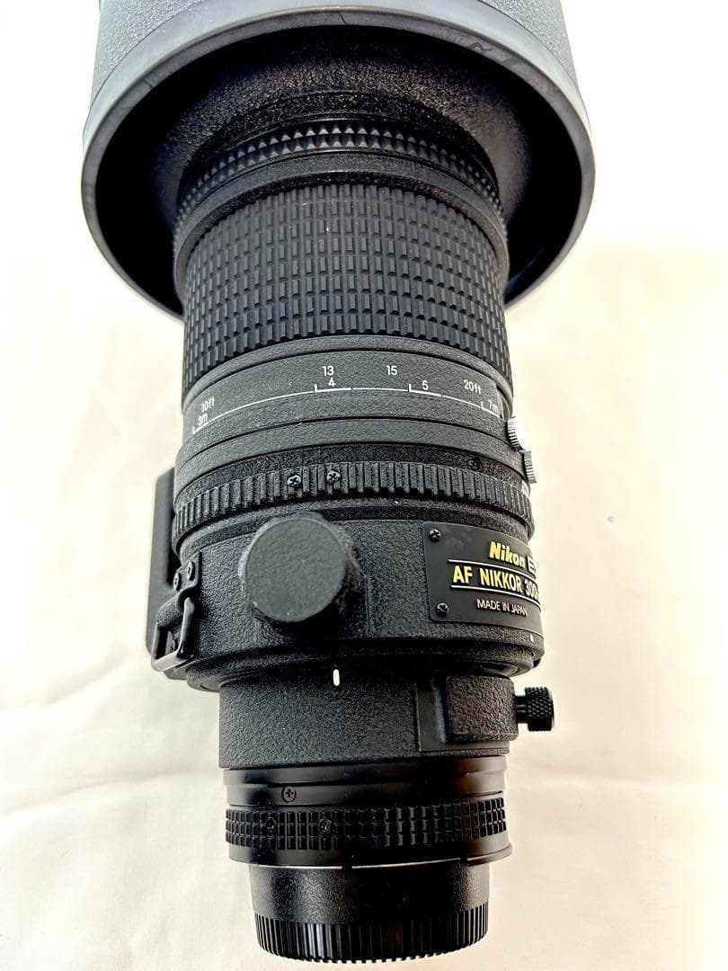 初代　Nikon ED AF NIKKOR 300ｍｍ F2.8 フード付