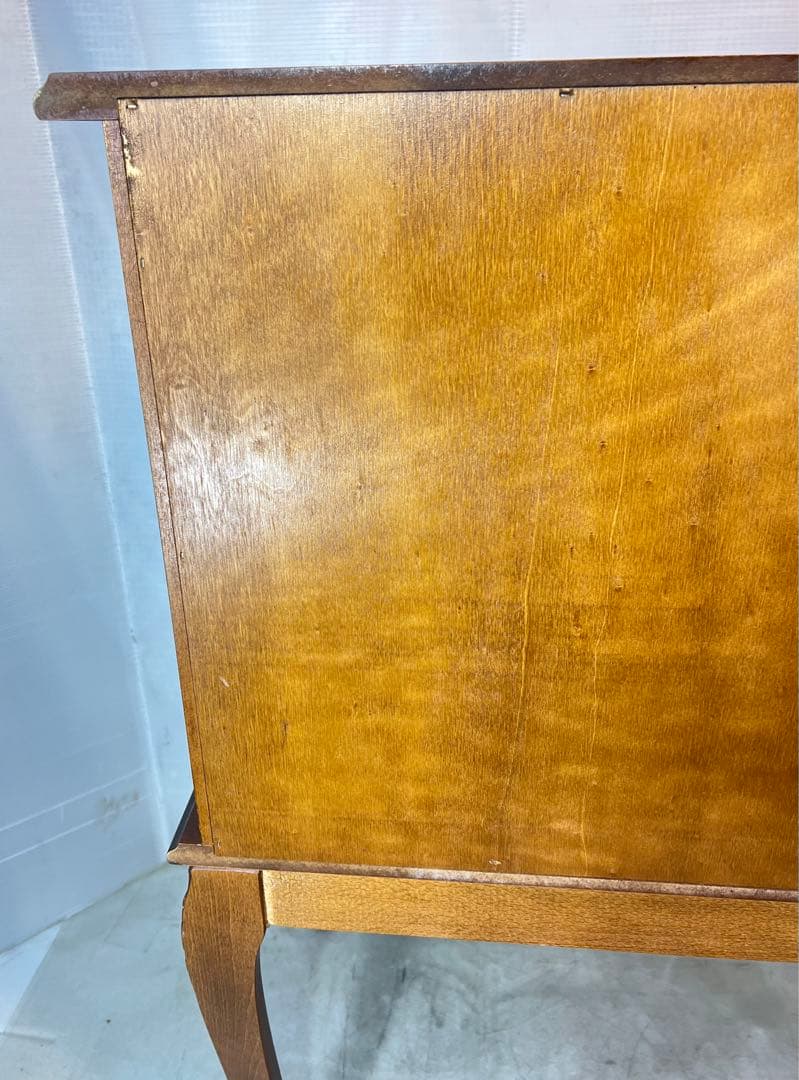 イタリア製、チェスト、猫脚 3段 ロココ調彫刻 クラウディオ・サオンチェラ