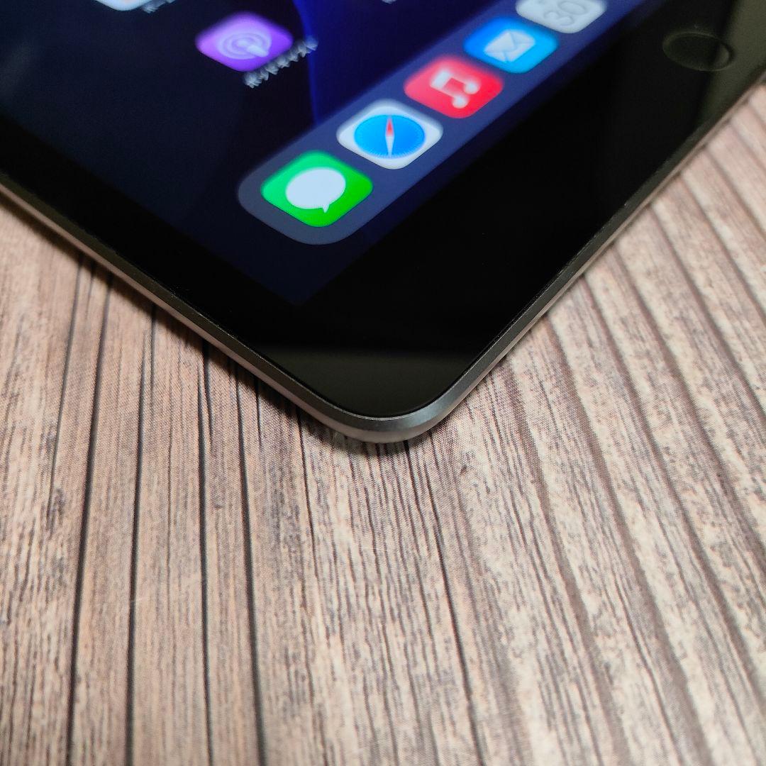 iPad 第7世代 32GB スペースグレー 新品近い