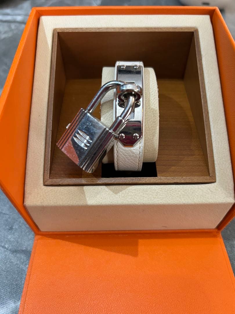 HERMES エルメス ケリーウォッチ レディース 白革ベルト