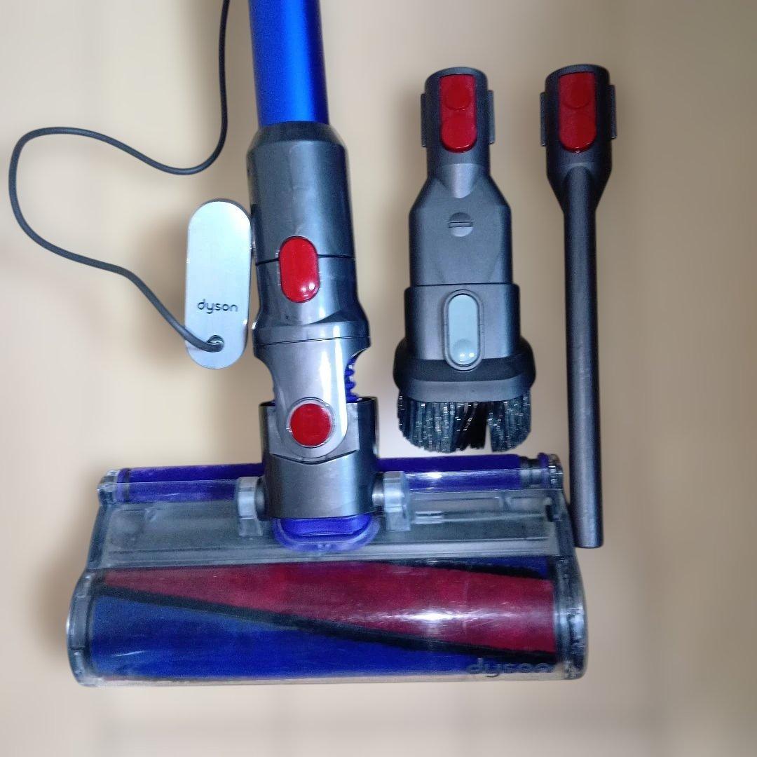 送料込 美品V8SV10Kスティック&ハンディクリーナー 充電器・ノズル2種付き