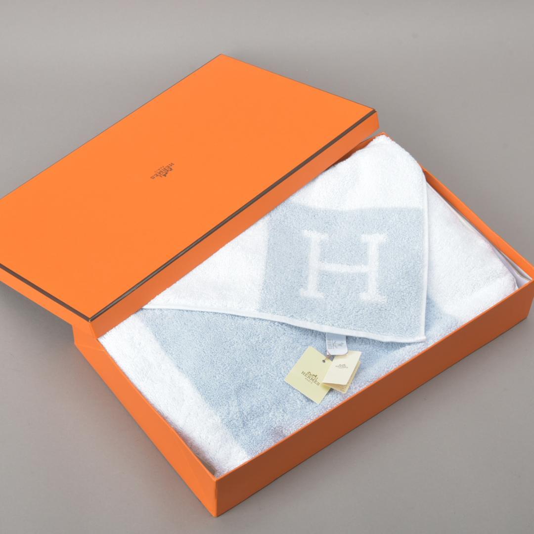 新品◇エルメス アヴァロン バスタオル ベビータオルケット100×55ブルー箱付