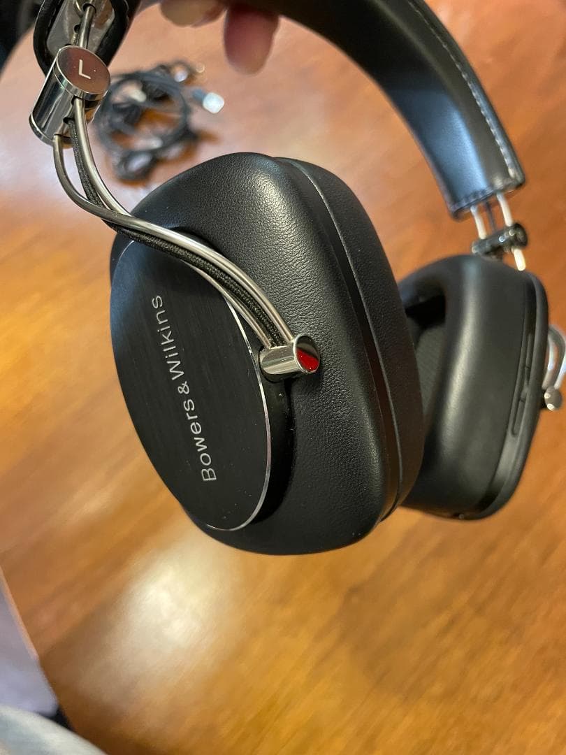 Bowers & Wilkins P7 wireless B&W ヘッドホン