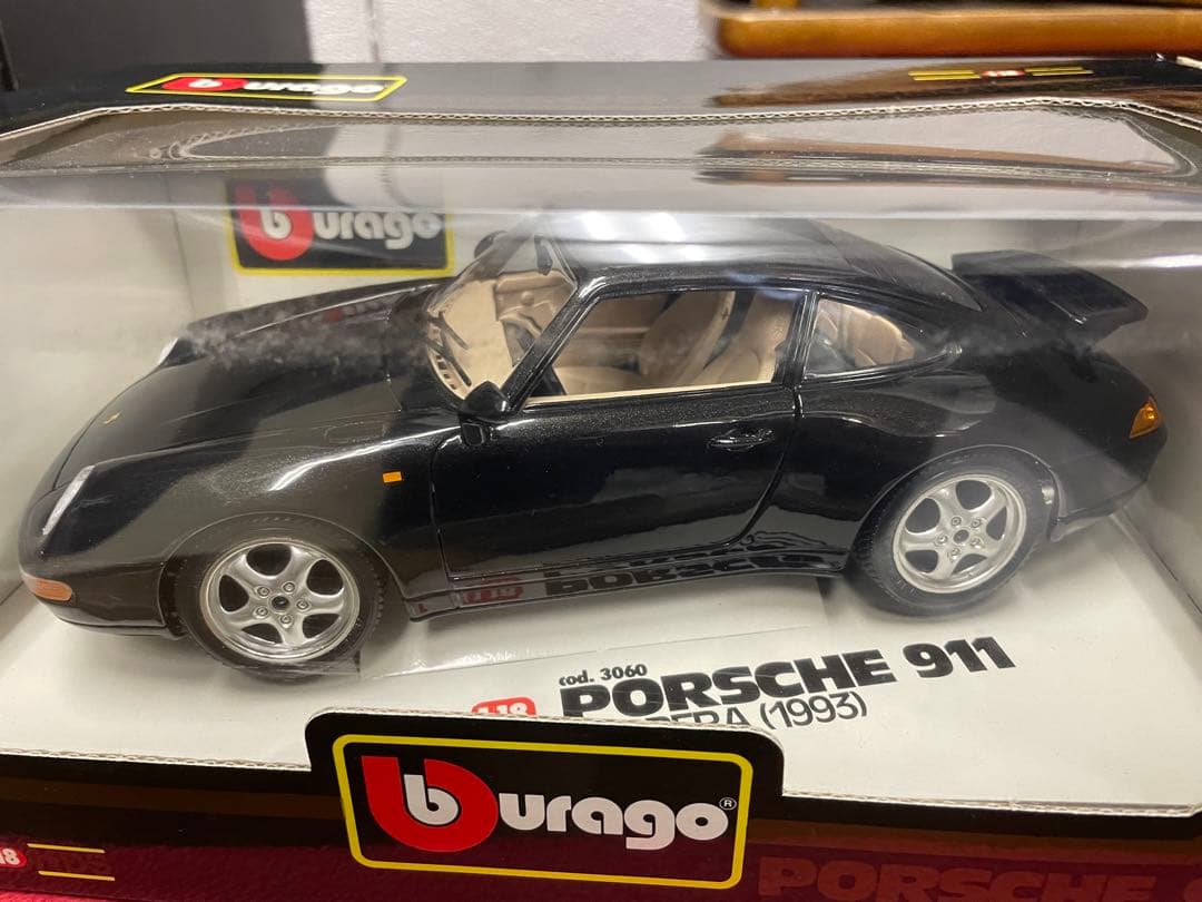 Burago ポルシェ911カレラ