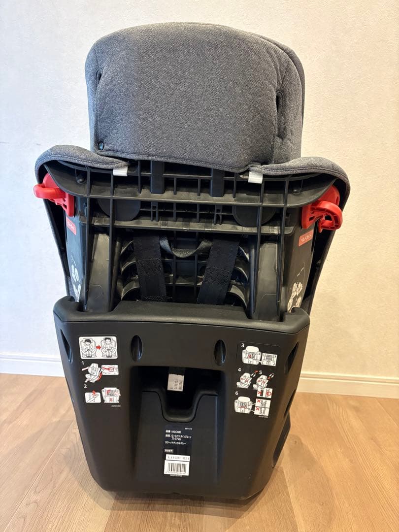 カーメイト エールベベ スイングムーン プレミアムS 1歳〜7歳用ジュニアシート