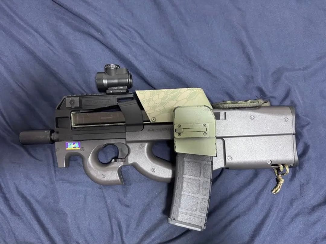 東京マルイ　電動ガン P90ドットサイト・サイレンサー 多弾仕様 カスタム