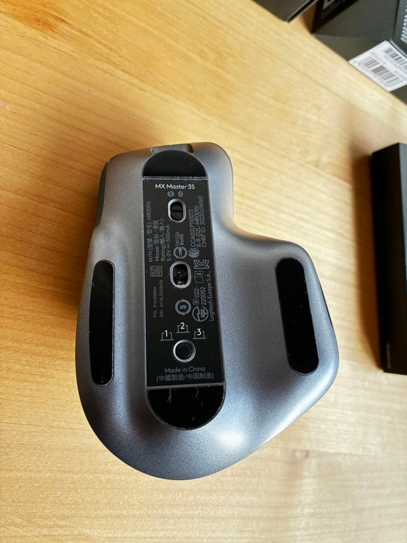 MX MASTER 3S Logi Boltレシーバ付属