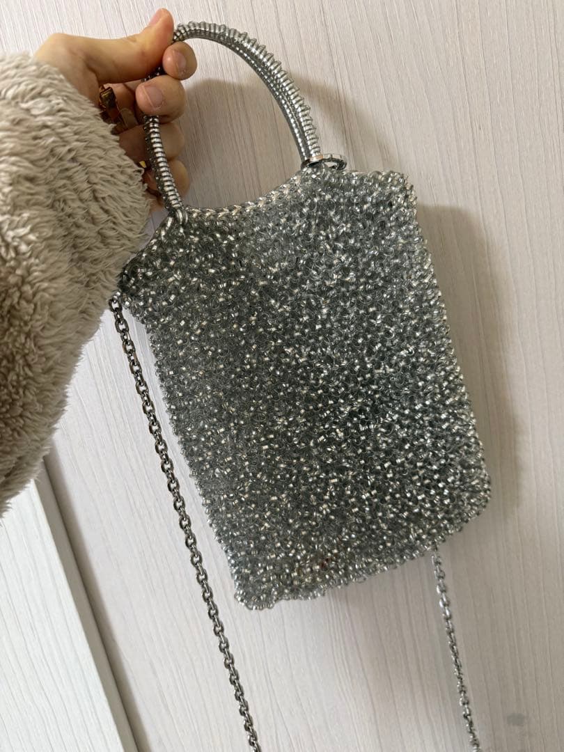 アンテプリマ　シルバー ビーズ パーティーバッグ