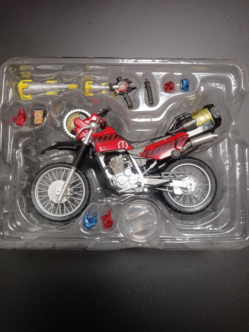 フィギュアーツ 仮面ライダービルド 仮面ライダークローズ マシンビルダー セット