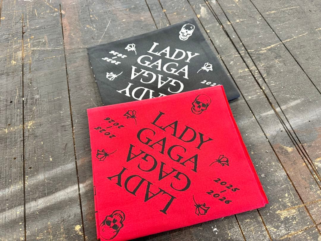 (新品)レディーガガ VIPGOLD バンダナ 〜最安値〜