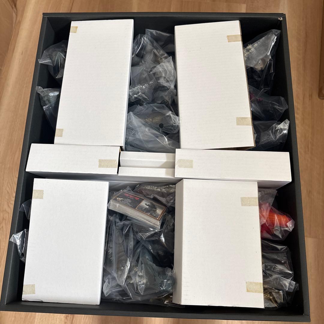 ゴジラ５０周年メモリアルボックス　フィギュア