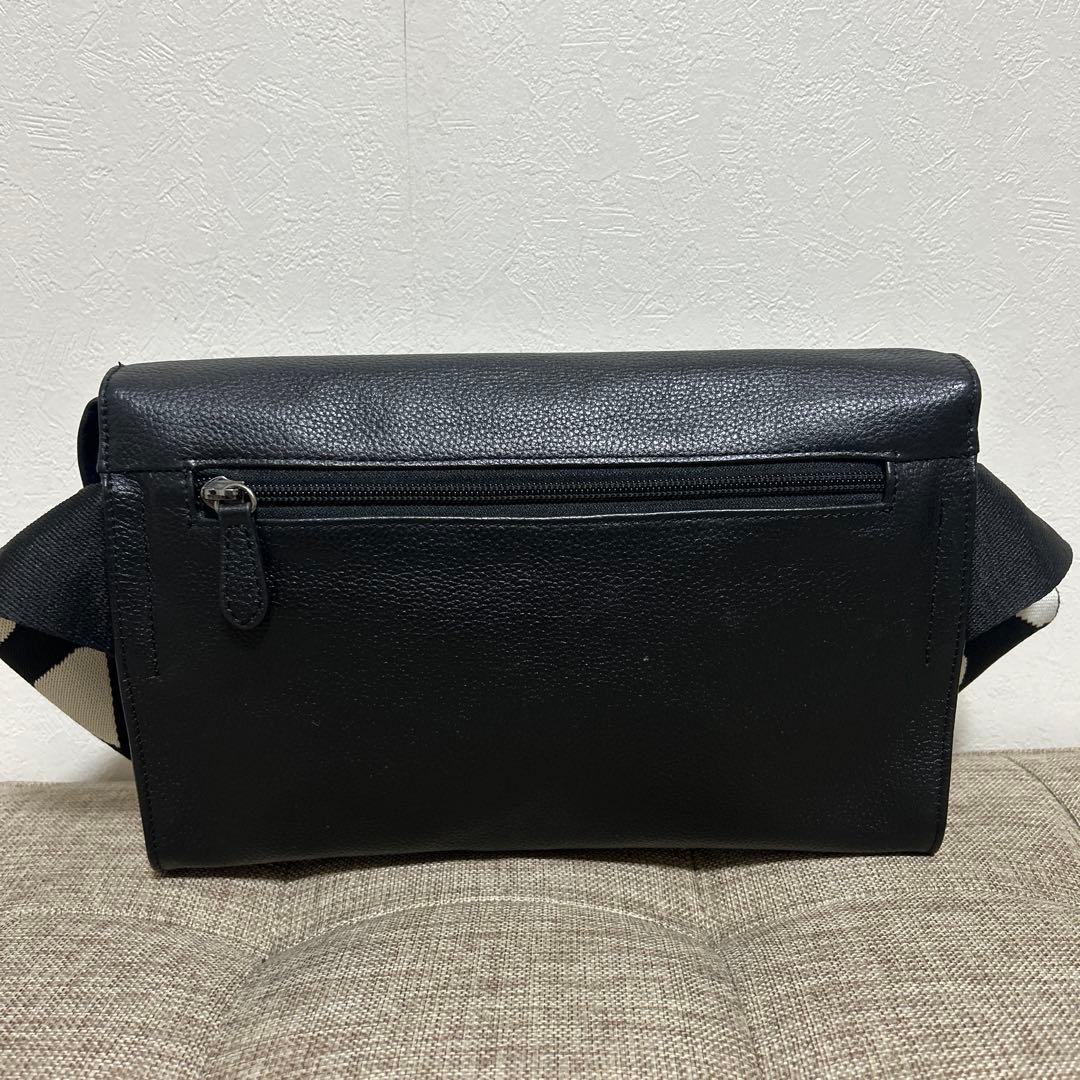 ear PAPILLONNER ダルメシアン柄　ワイドテープ　ショルダーバッグ